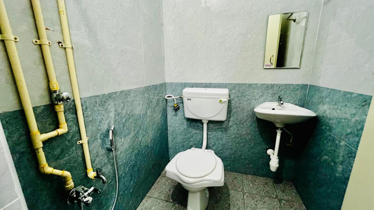 Hotel Star Nivas, Srirangam Tiruchirappalli Екстериор снимка